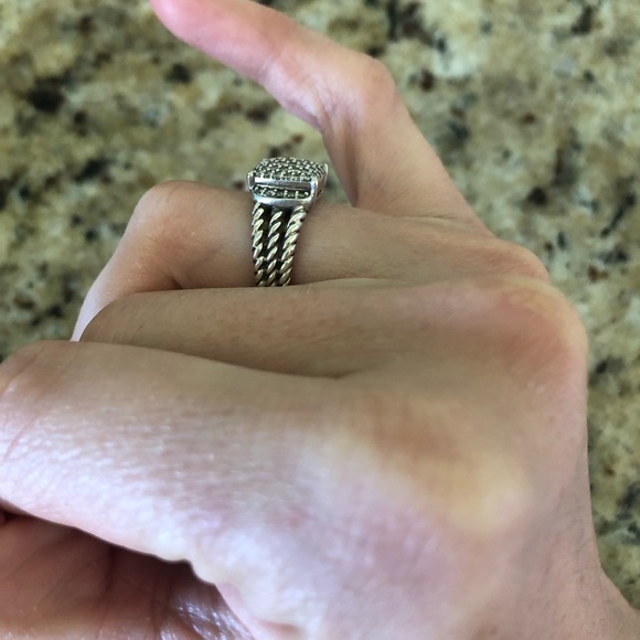 David Yurman Ring - Picture 3 of 5